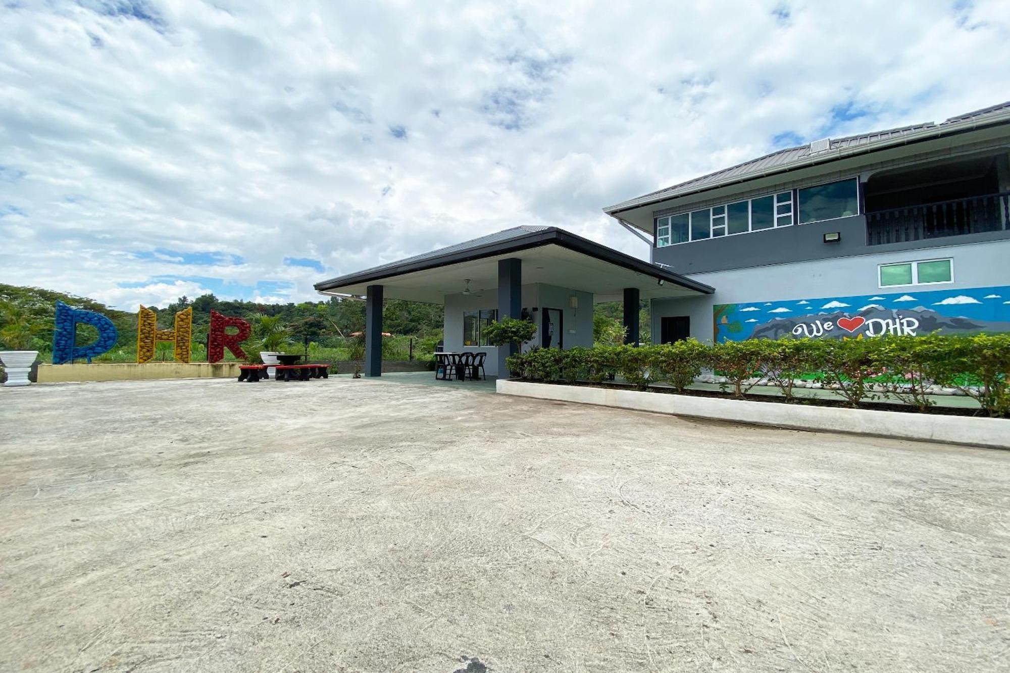 Oyo Home 90230 Dh Residence Kota Belud Exterior foto