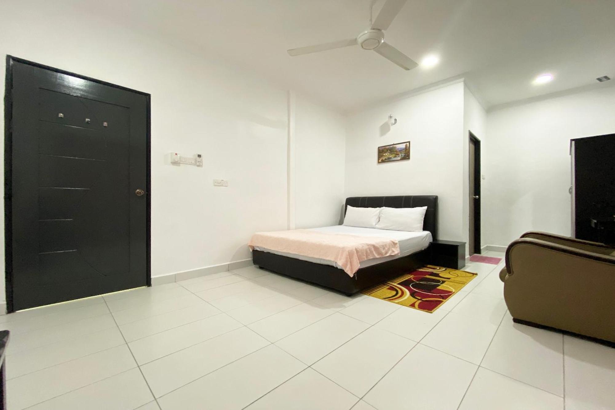 Oyo Home 90230 Dh Residence Kota Belud Exterior foto