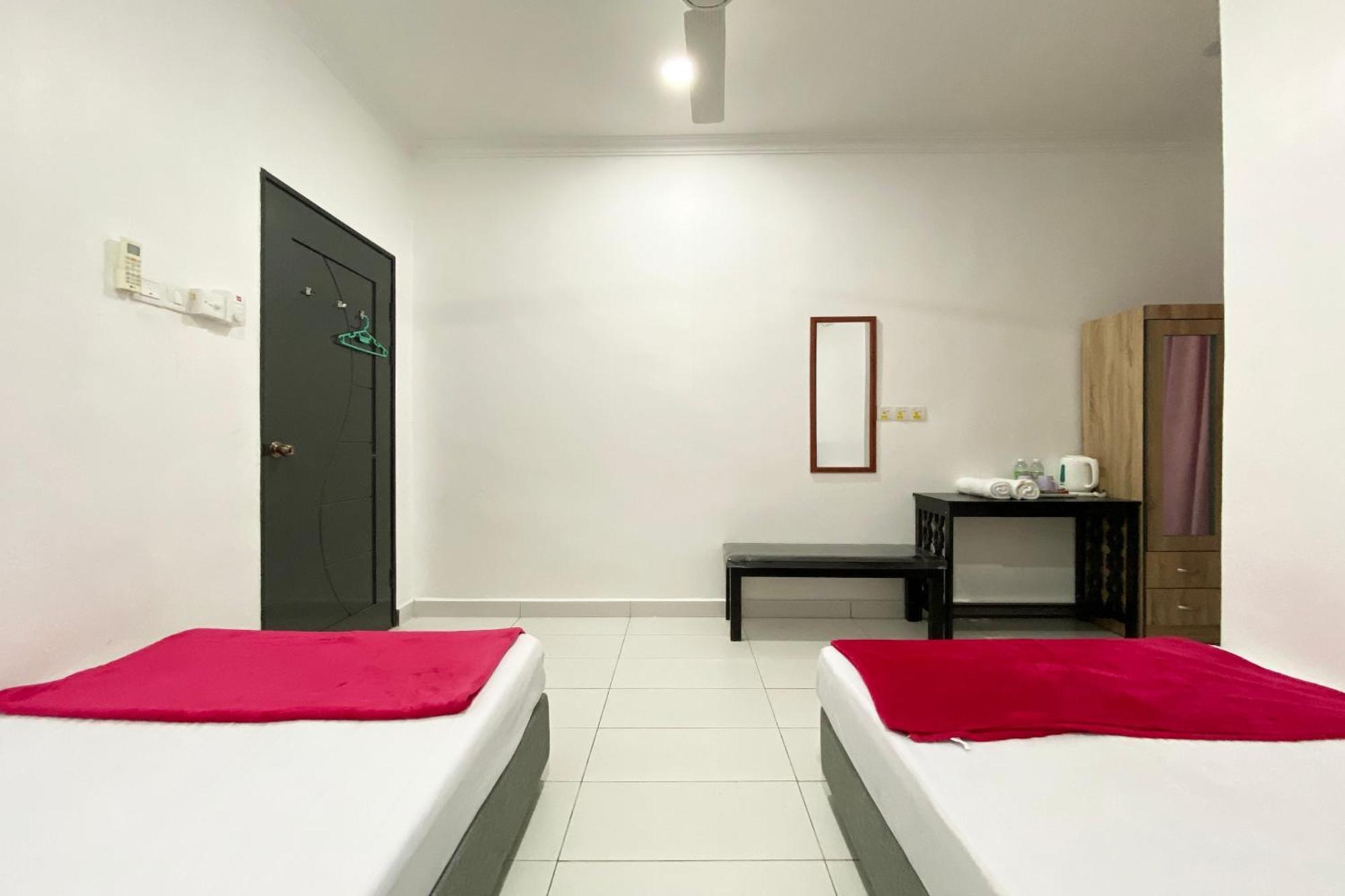 Oyo Home 90230 Dh Residence Kota Belud Exterior foto