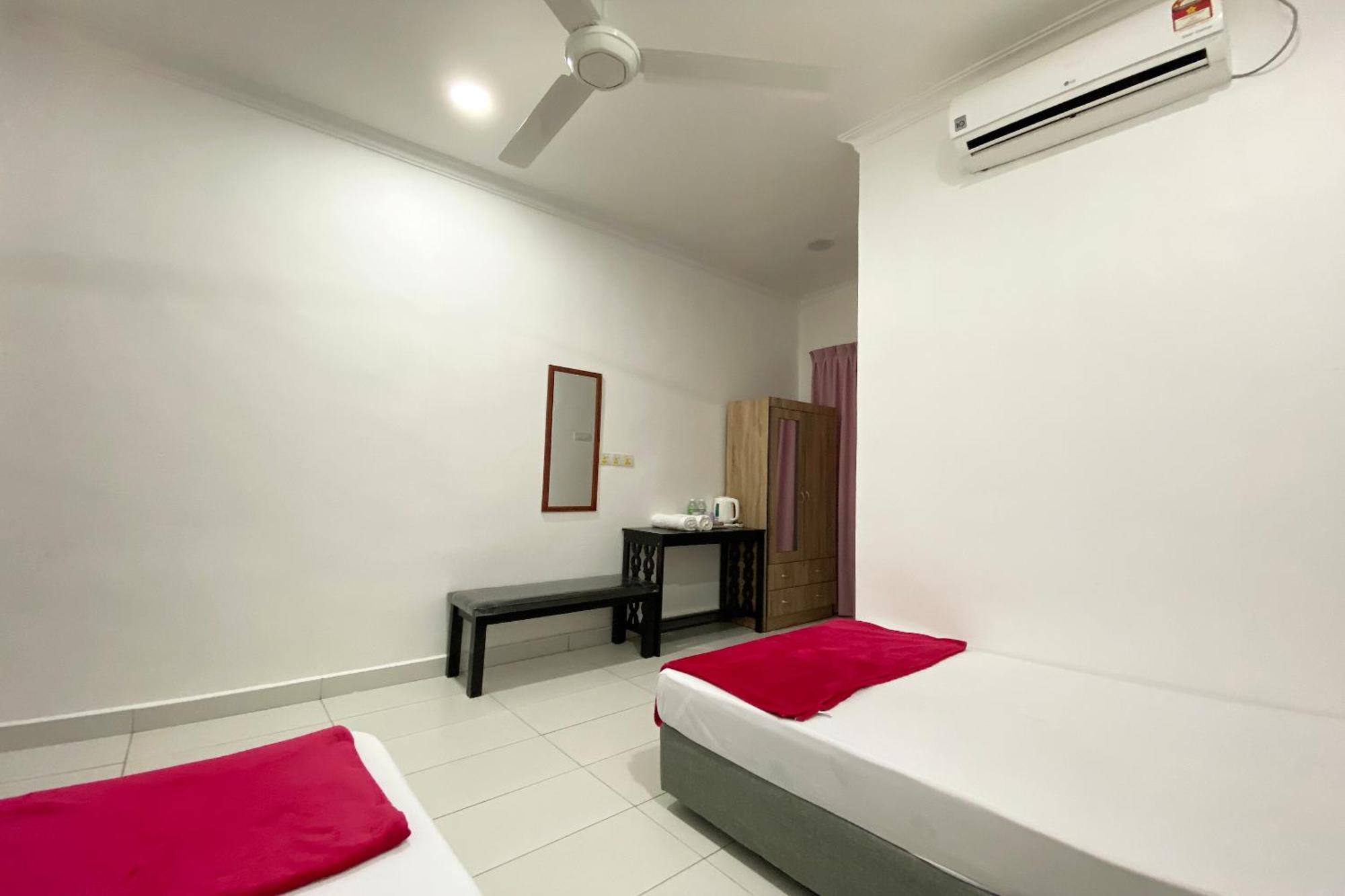 Oyo Home 90230 Dh Residence Kota Belud Exterior foto