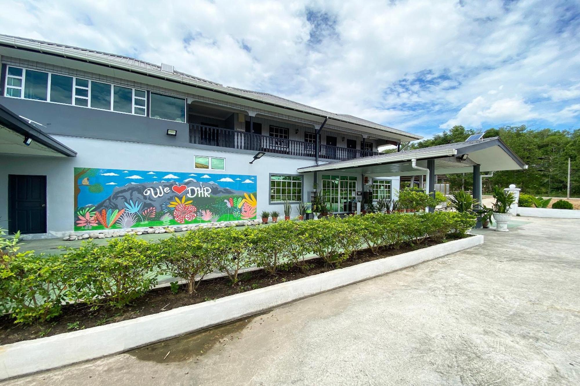 Oyo Home 90230 Dh Residence Kota Belud Exterior foto