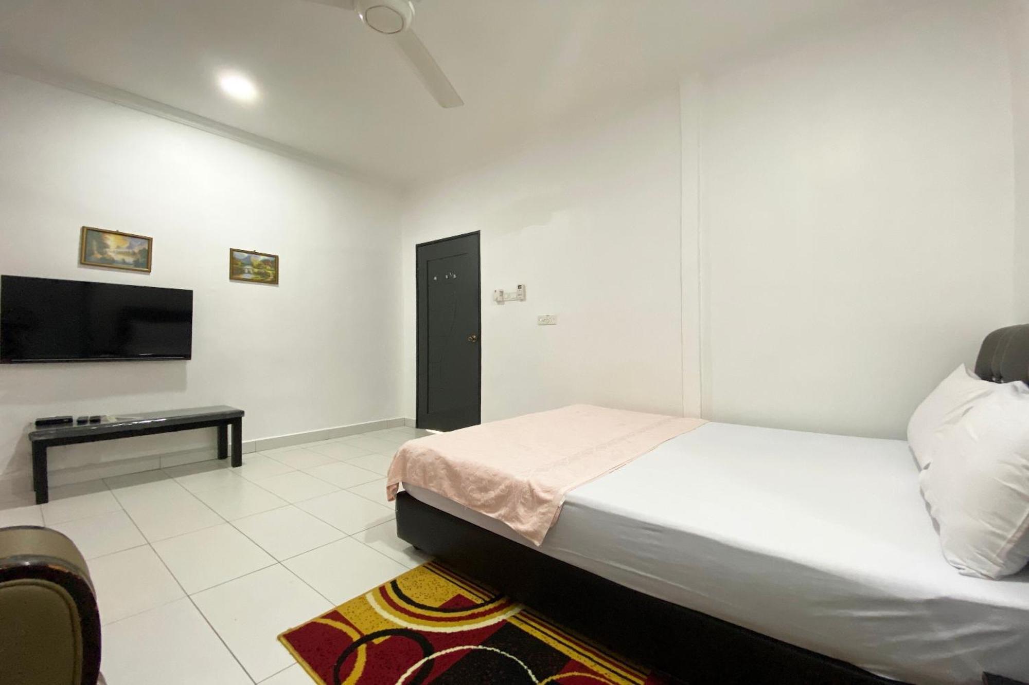 Oyo Home 90230 Dh Residence Kota Belud Exterior foto