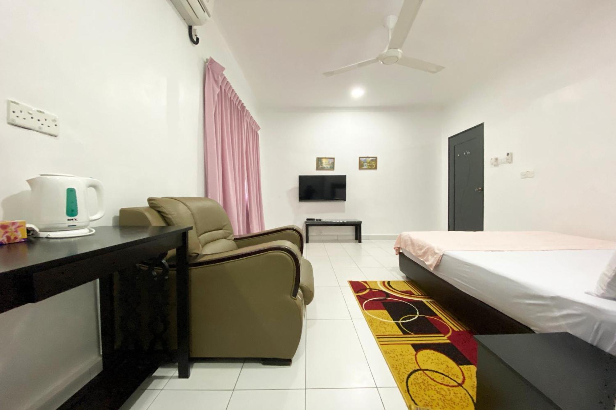 Oyo Home 90230 Dh Residence Kota Belud Exterior foto